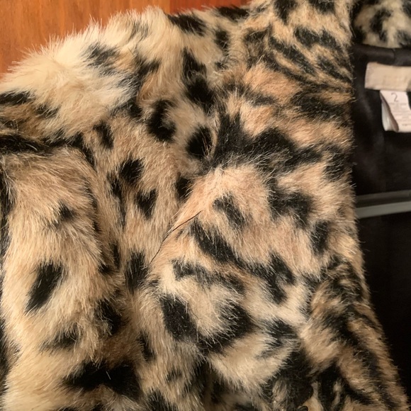 CHICO, FUR LEOPARD JACKET. Size 2 or 12 Large. 3/4 sleeves, BEAUTIFUL and SOFT. - Picture 2 of 4